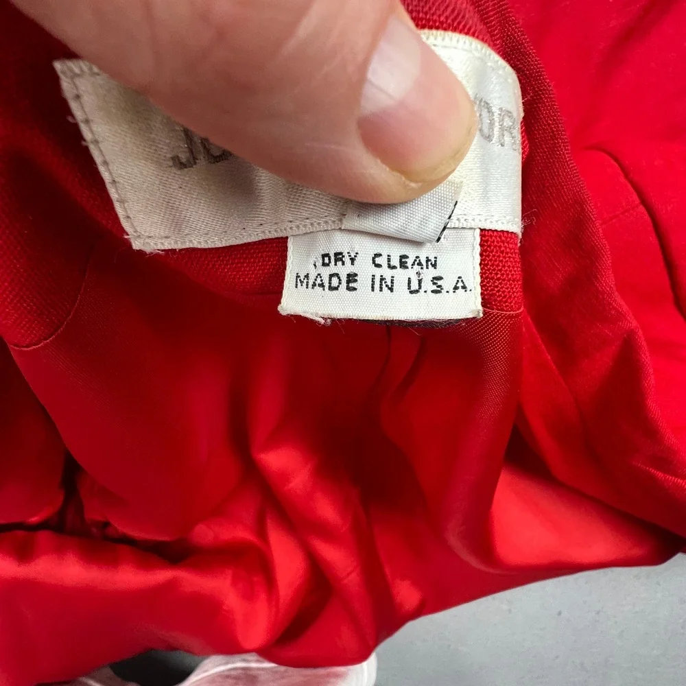Jones New York Blazer Women 12P Red Gold Crest Button VTG Professional Office